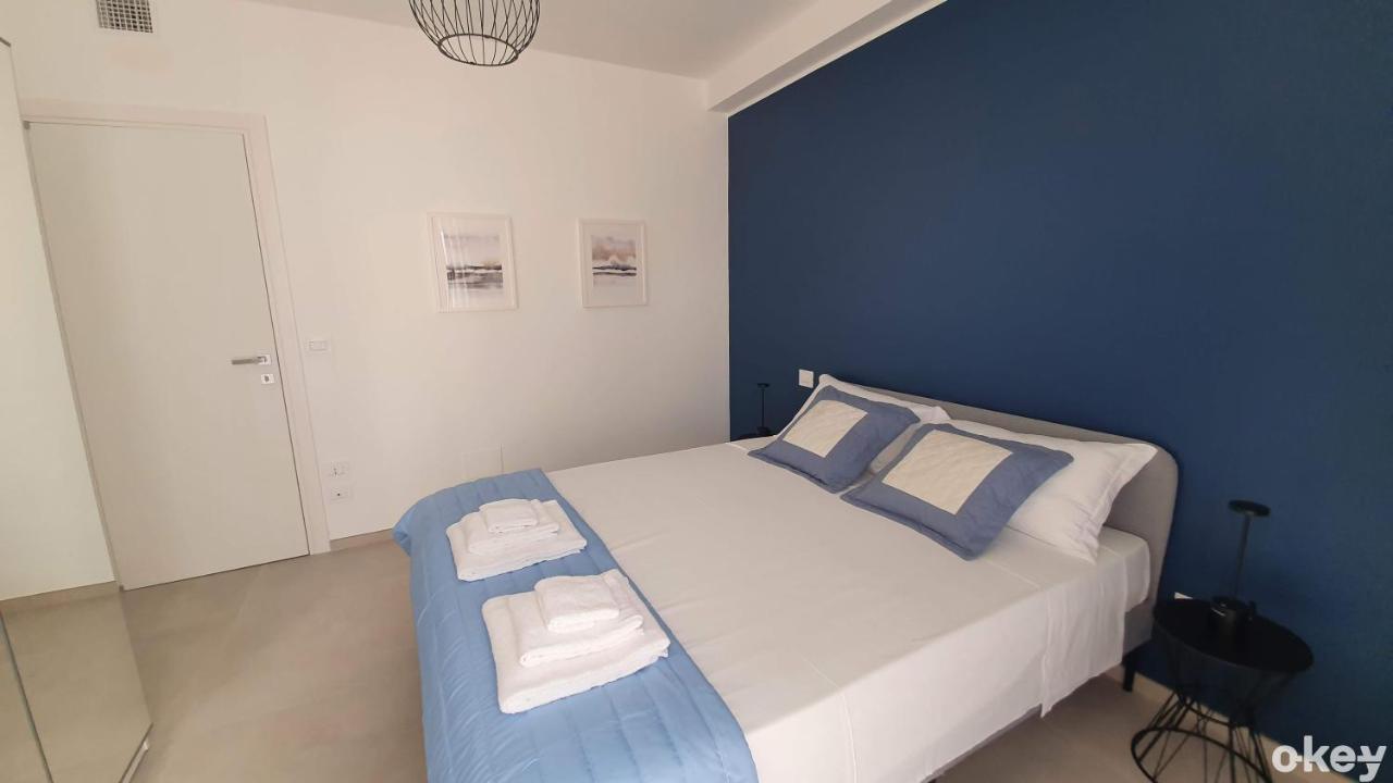 Villa Mediterranea Apartments - Seaview, Pool & Garden Бари Екстериор снимка