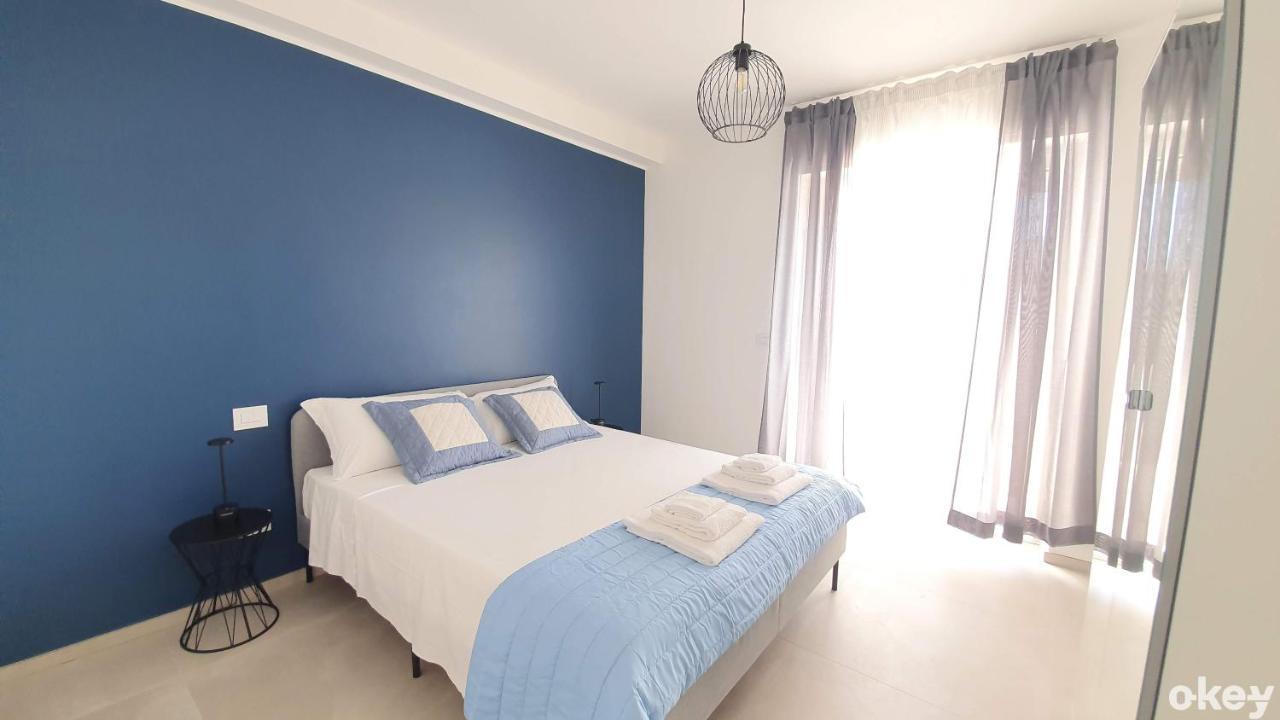 Villa Mediterranea Apartments - Seaview, Pool & Garden Бари Екстериор снимка