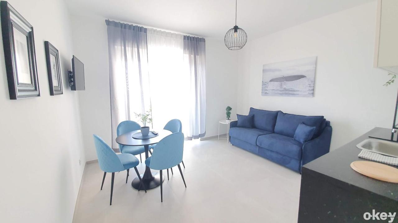 Villa Mediterranea Apartments - Seaview, Pool & Garden Бари Екстериор снимка