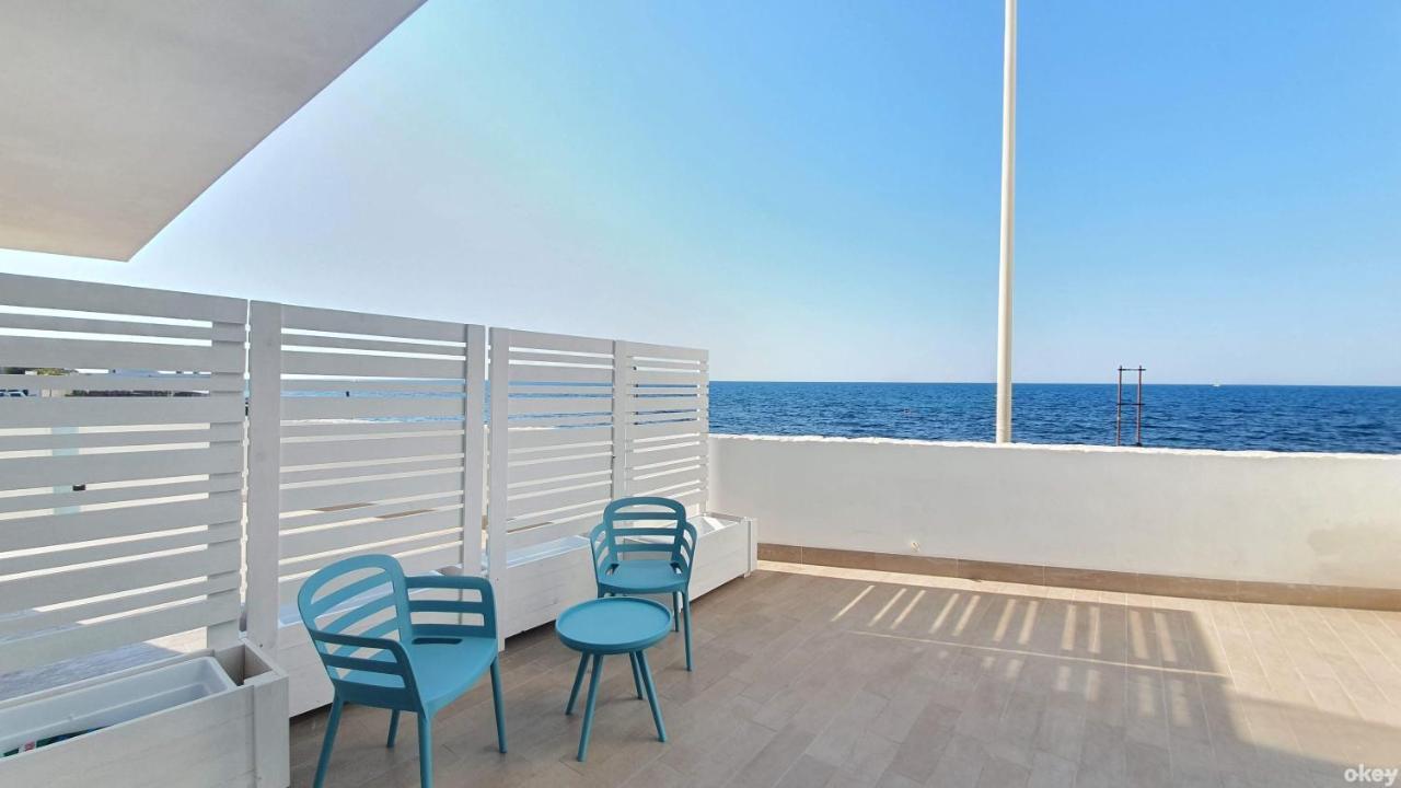 Villa Mediterranea Apartments - Seaview, Pool & Garden Бари Екстериор снимка