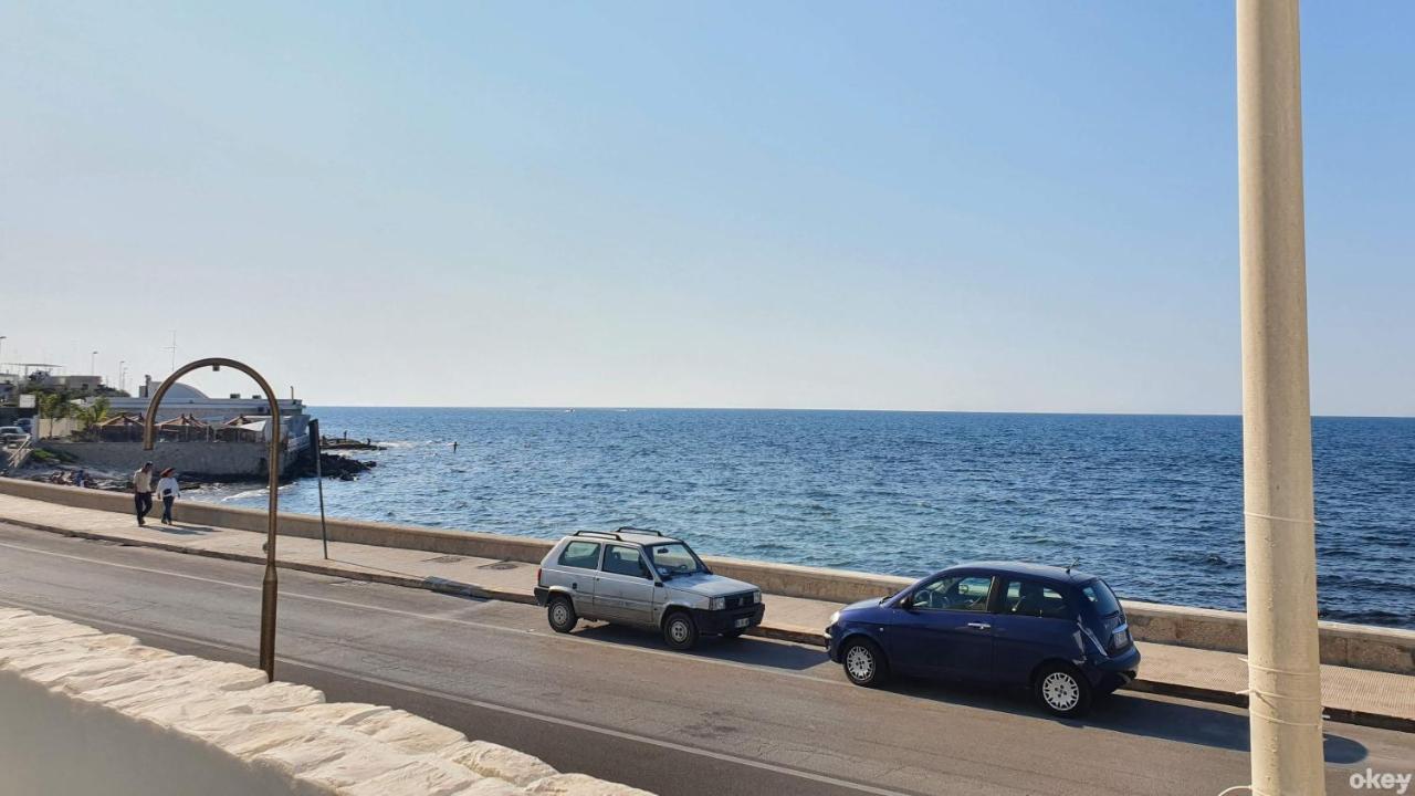 Villa Mediterranea Apartments - Seaview, Pool & Garden Бари Екстериор снимка