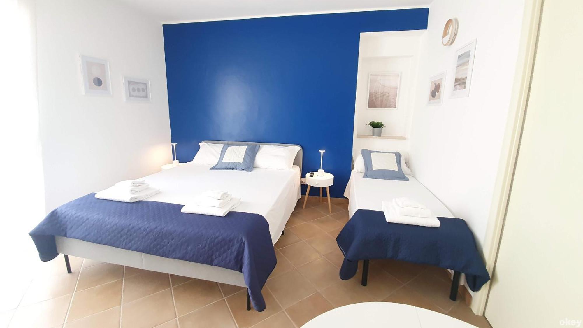Villa Mediterranea Apartments - Seaview, Pool & Garden Бари Екстериор снимка