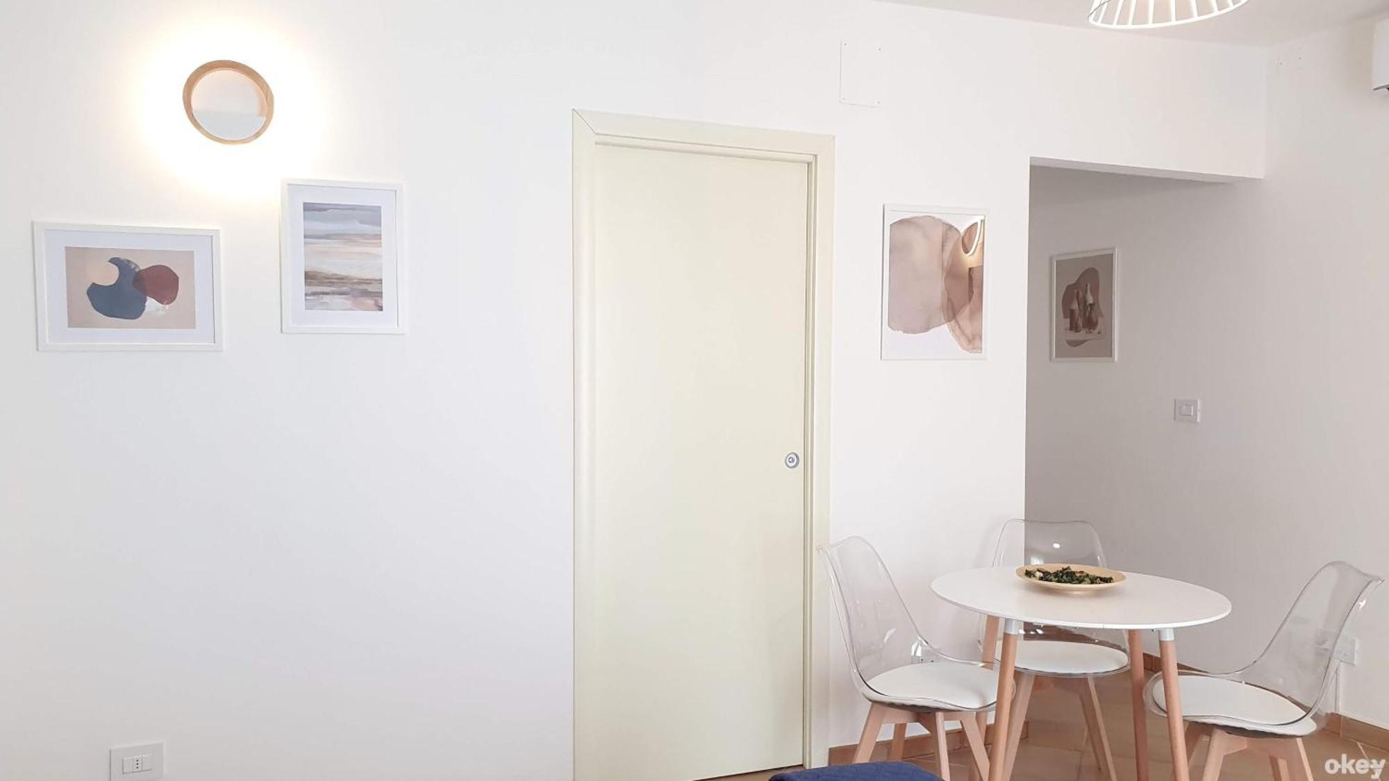 Villa Mediterranea Apartments - Seaview, Pool & Garden Бари Екстериор снимка